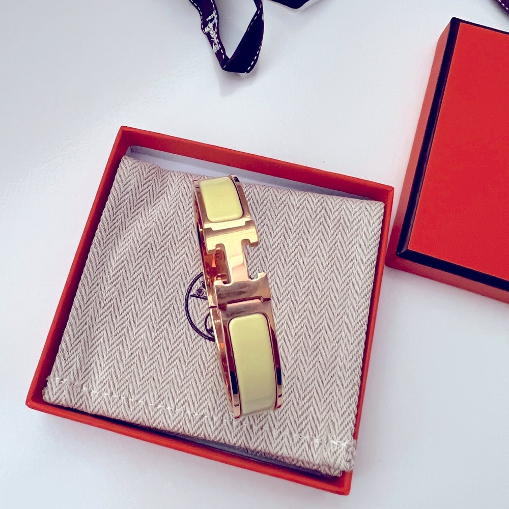 🔥HERMES Clic H bracelet